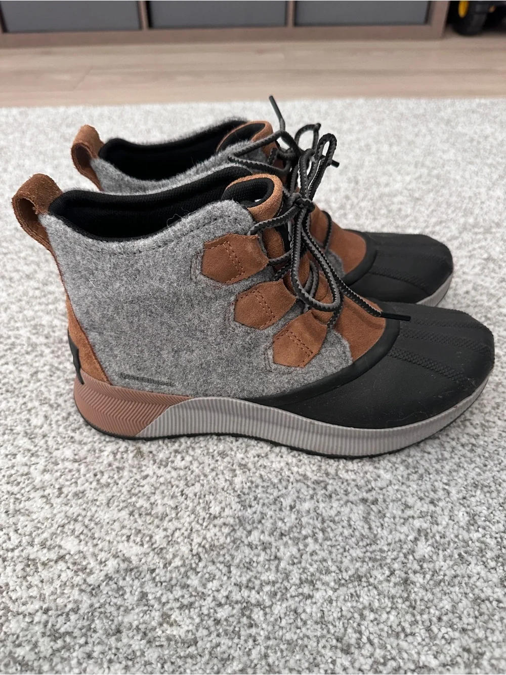 Sorel Kids Gray Wool-Look and Brown Accent Winter Boots